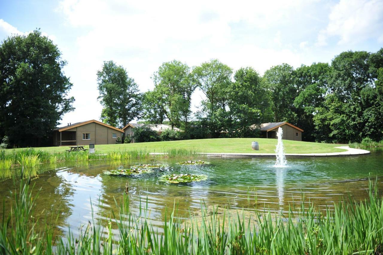 브로크후이젠 Het Hilkensberg Park 빌라 외부 사진
