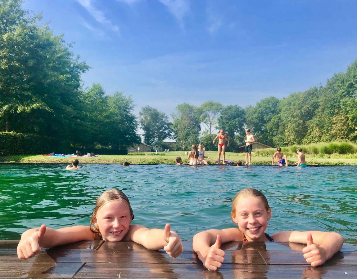 브로크후이젠 Het Hilkensberg Park 빌라 외부 사진
